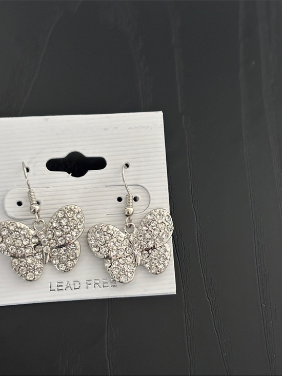Jewelry - Crystal filled butterfly earrings